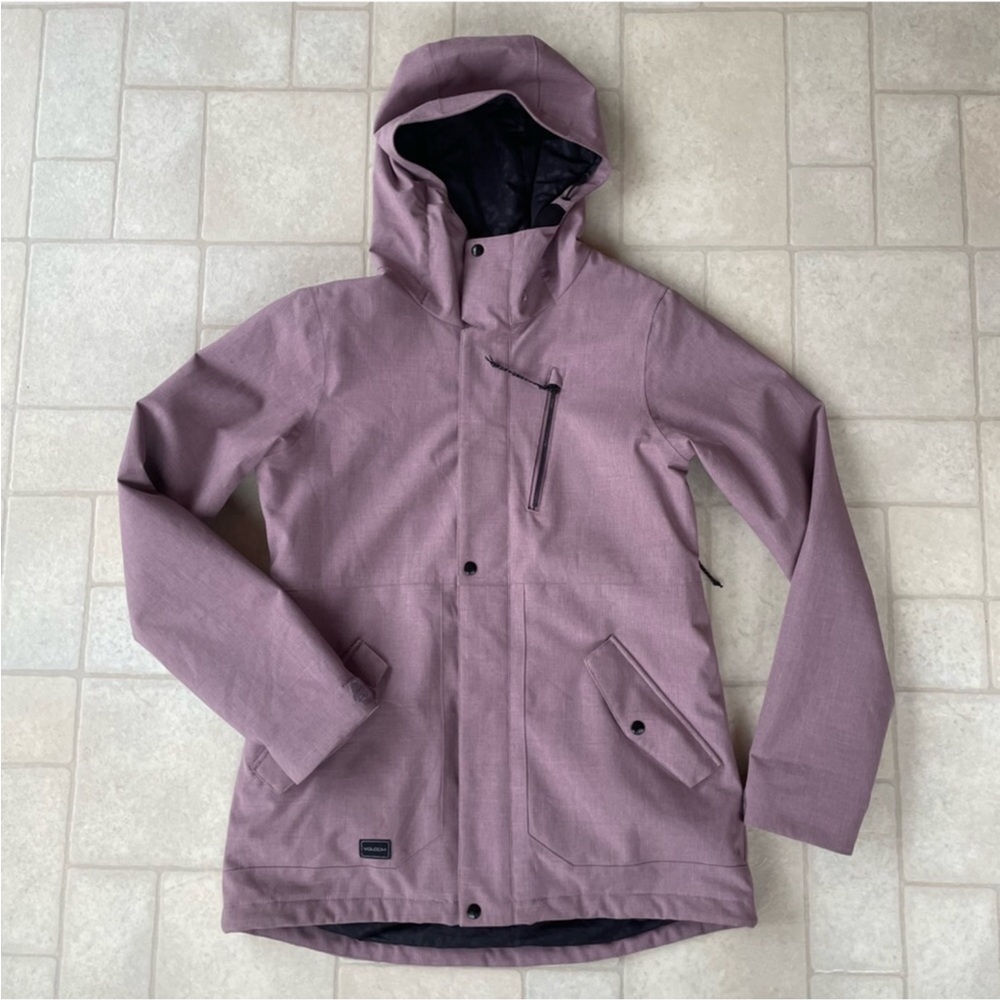 Volcom Women's Ski & Snow Jacket in Lilac